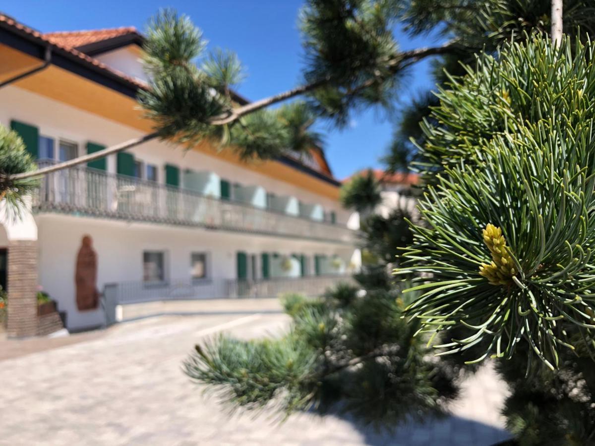 Landhaus Am Gries ลานา ภายนอก รูปภาพ